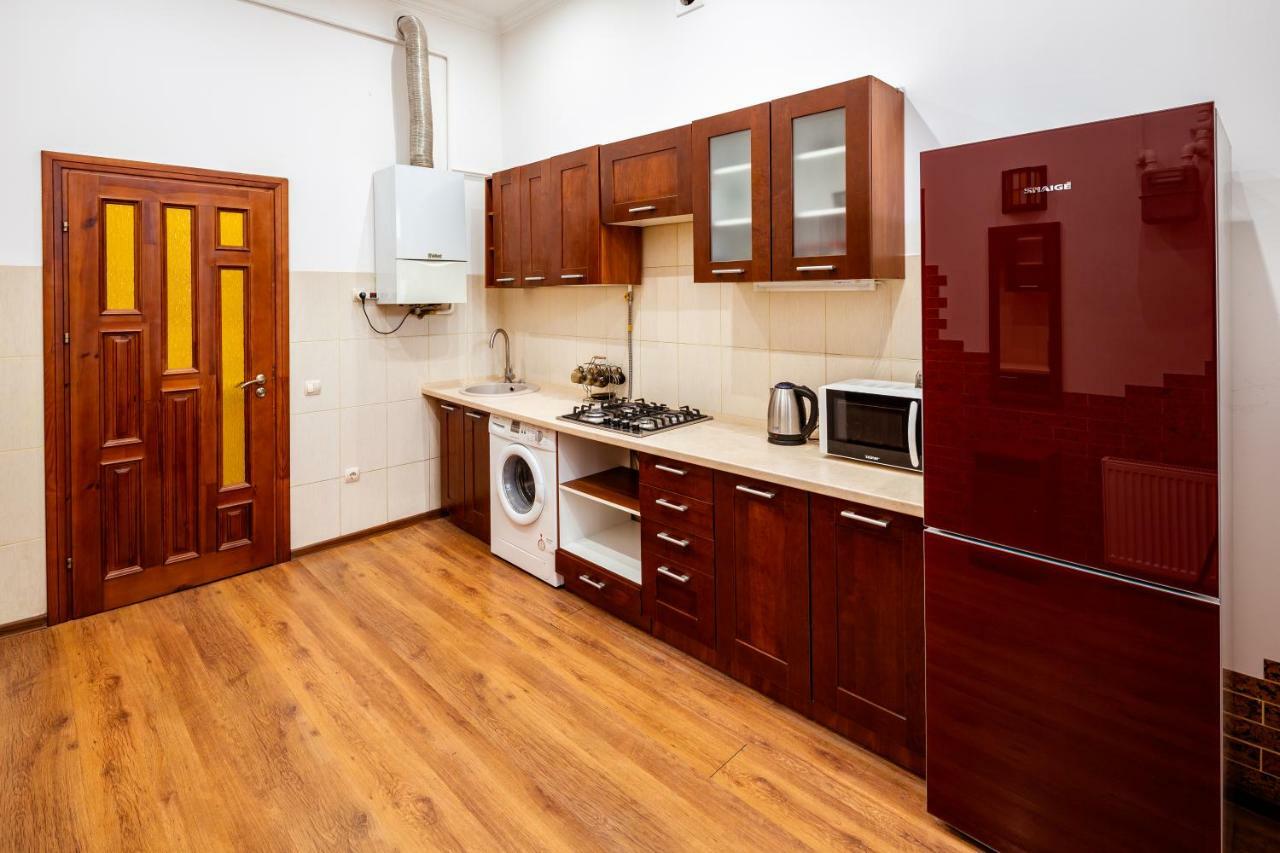 Bv Apartments Exquisite Lviv Exterior photo